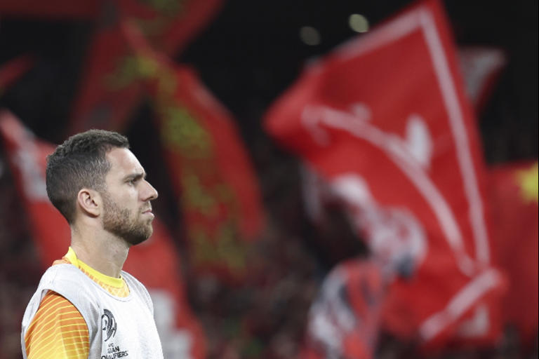 超七万球迷现场见证国足超级失误，世界杯梦还在但争四不乐观